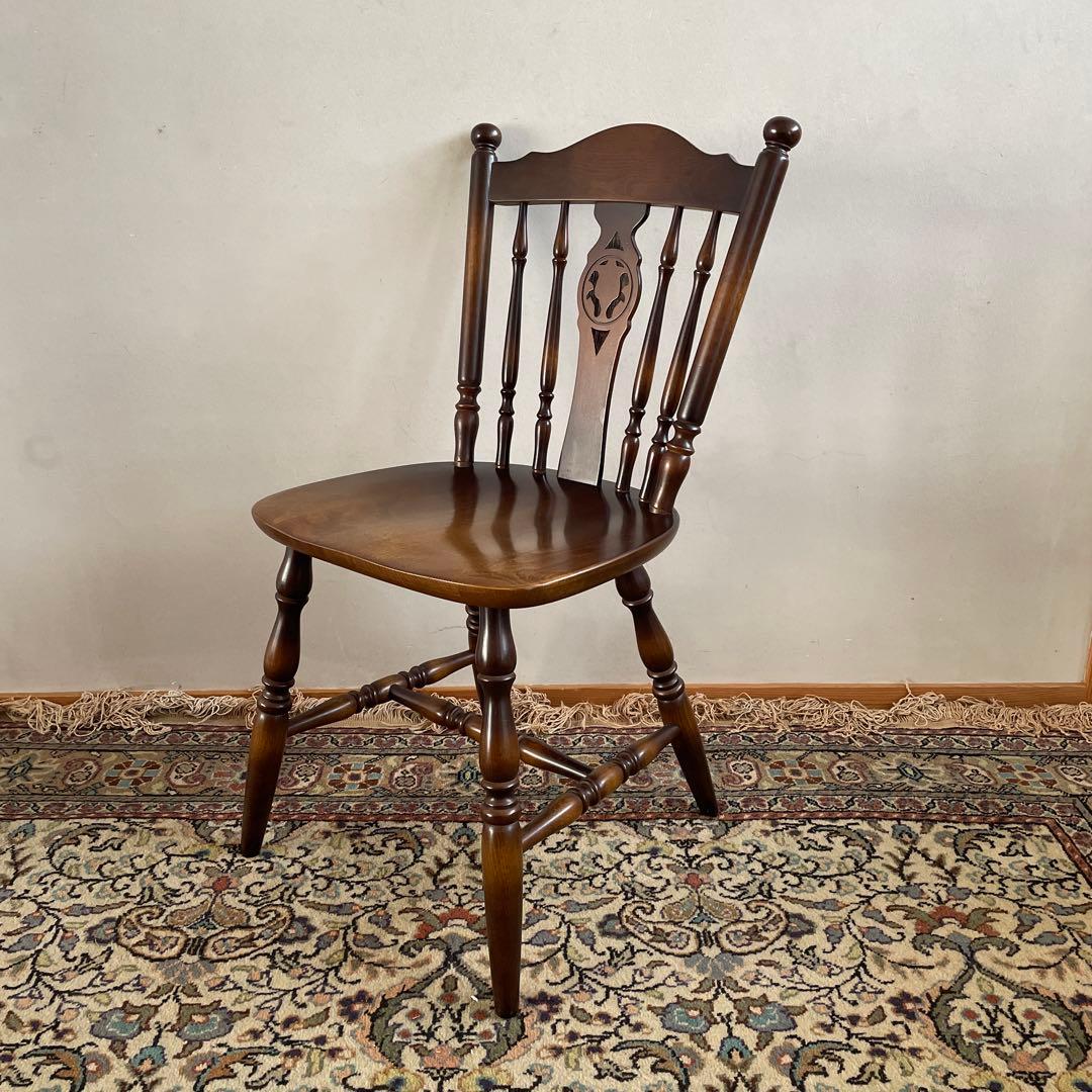 ①【美品】キツツキ 飛騨産業 ダイニングチェア　ウィンザーチェア　コムバック A 飛騨産業 キツツキマーク ウィンザーダイニングチェア ローバック