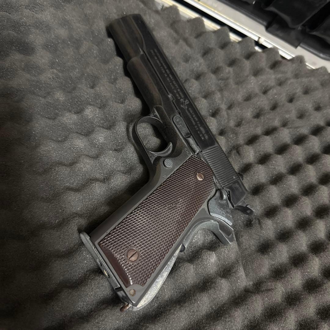 コルトガバメント 1911 M1911 - Wikipedia
