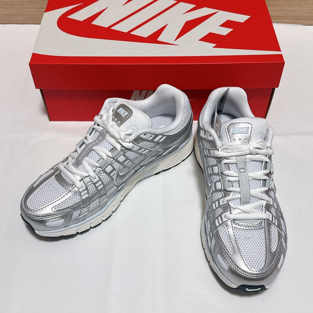 【新品】NIKE ナイキ P-6000 23.5cm シルバー ホワイト