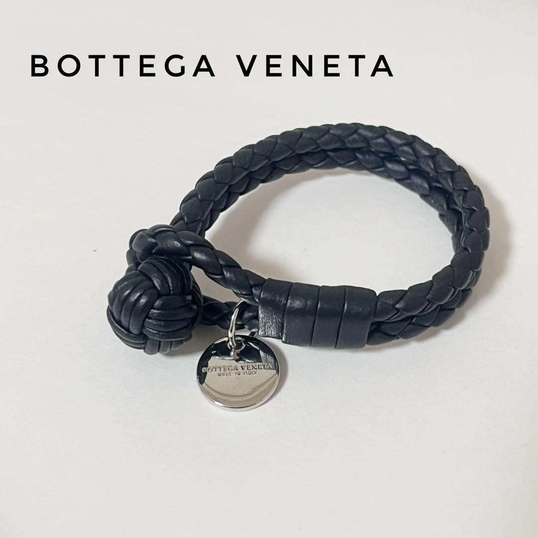 Bottega Veneta ブラックレザーブレスレット 名入れ無料】【スペシャルラッピング付き】ボッテガヴェネタ