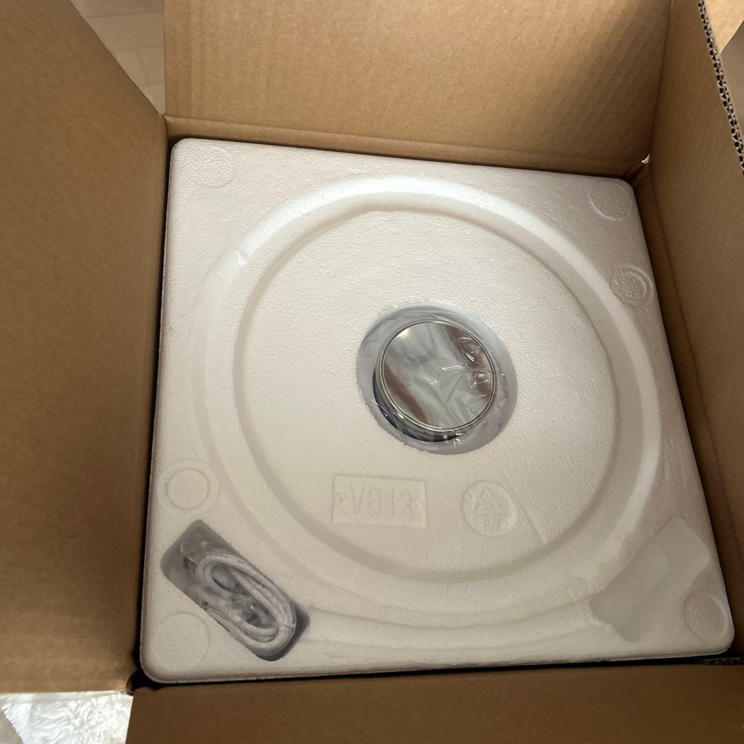 【新品未開封】OOBLE mini 真空保存容器 オーブルミニ 食材のおいしさをキープする真空保存容器「OoBLE mini」｜マクアケ