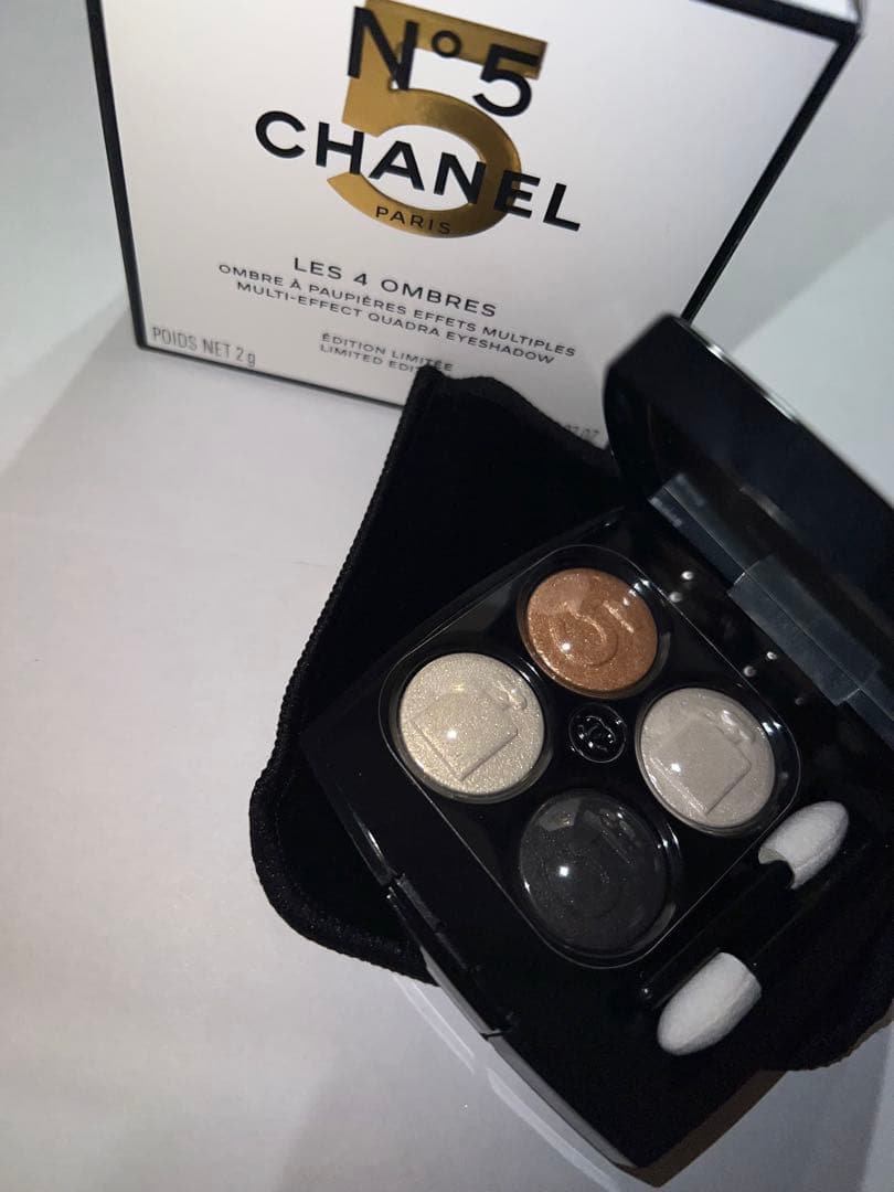 【新品未使用特別限定品】レキャトルオンブル /N°5 2026年最新】シャネルレキャトルオンブルN°5の人気アイテム - メルカリ