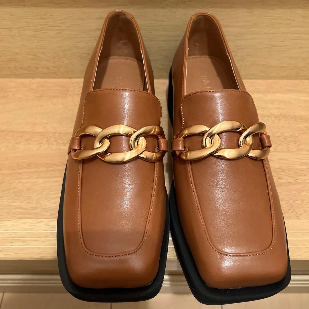 ブラウン 厚底ローファー ゴールドチェーン - メルカリ