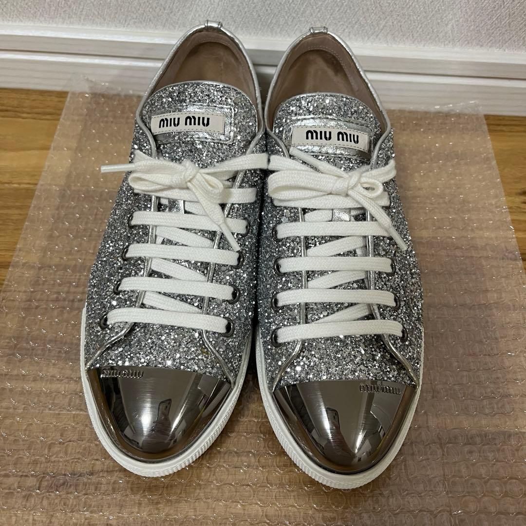 ミュウミュウ ラメグリッタースニーカー シルバー 37.5（約24.5センチ
