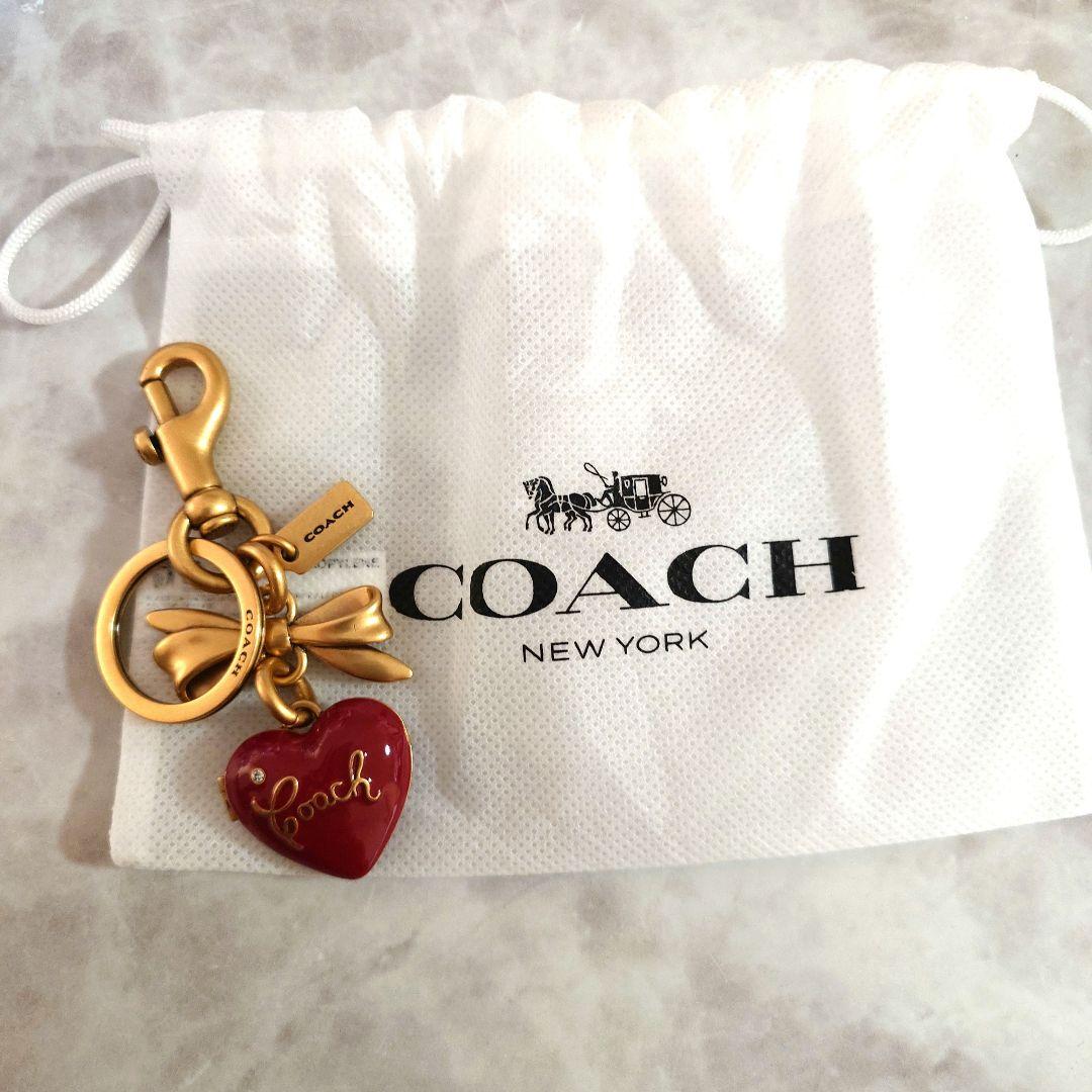 新品 COACH ボウハートロケットバックチャーム - メルカリ