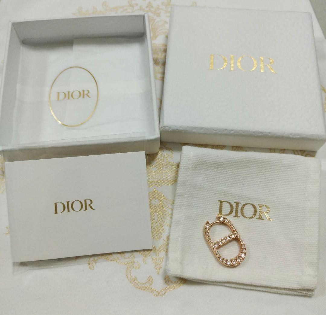 Dior ディオール ピアス 30 Montaigne　片耳のみ　美品 すぐ届く Dior ディオール 30 MONTAIGNE ピアス (Dior/ピアス