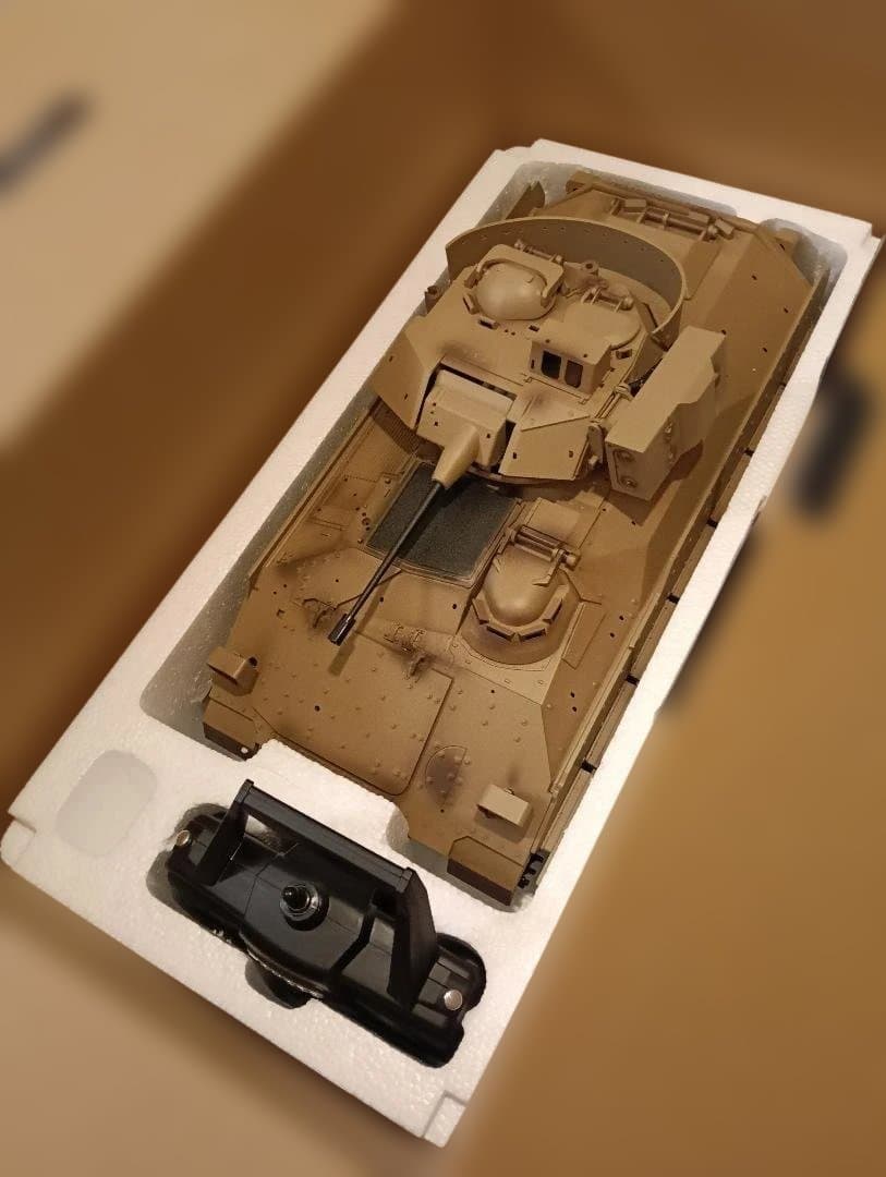 新品未使用 M2A2 ブラッドレーバトルタンク ラジコン - メルカリ