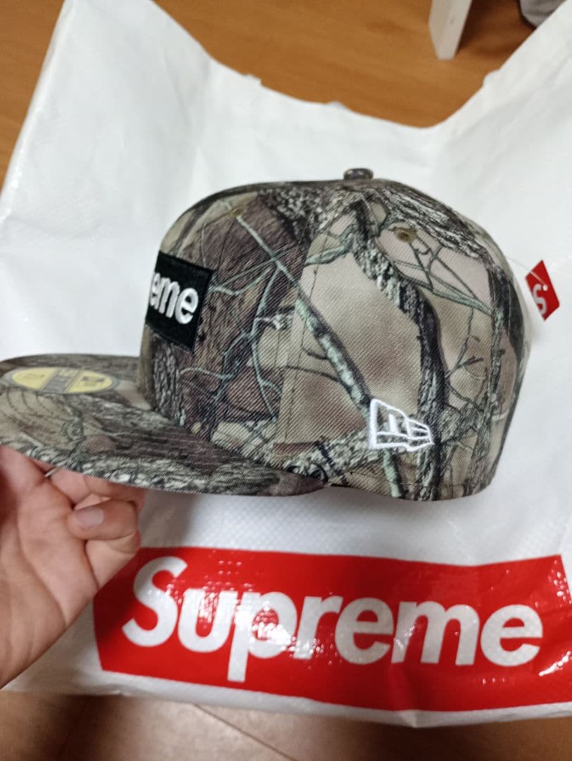 Supreme 迷彩柄キャップ 7 3/8 - メルカリ