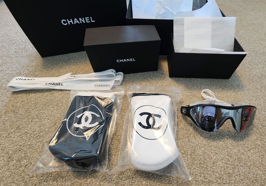 CHANEL・シャネル◆2024・Swimセット シャネル(CHANEL) - 2024年リゾートコレクション | SPUR