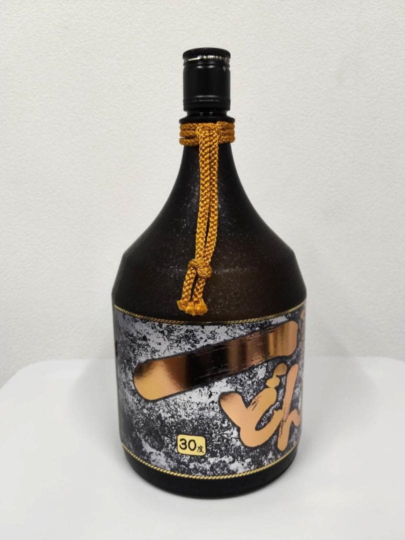 【未開栓】一どん　1800ml　限定品　木箱入り 2026年最新】一どん 1800の人気アイテム - メルカリ