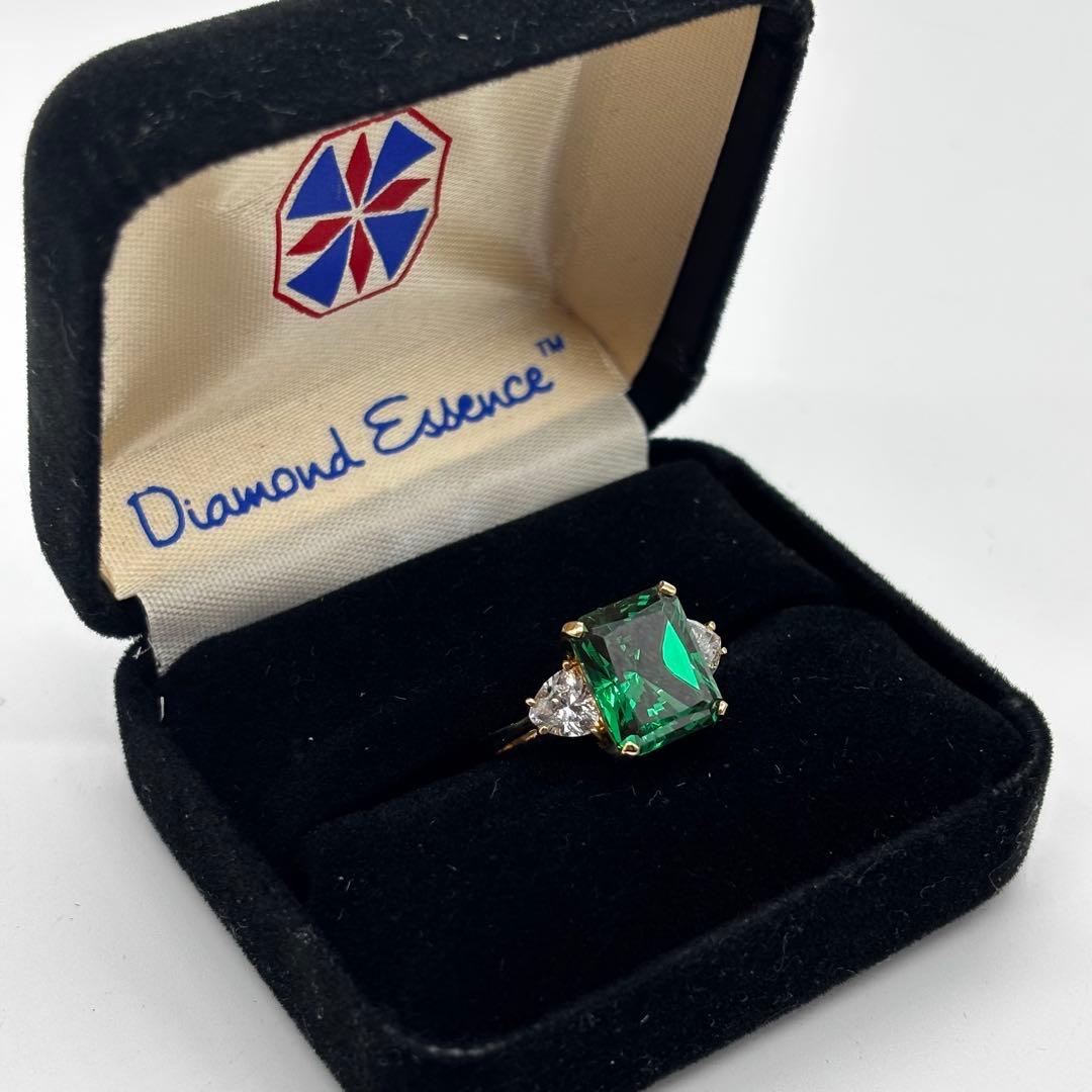 雨*菜様 不*️様 【アメリカ】14K D1.5-Diamond Essence かすかに青みを含んだ 奥行きのあるモスグリーン 鉱物と宝石のあいだの