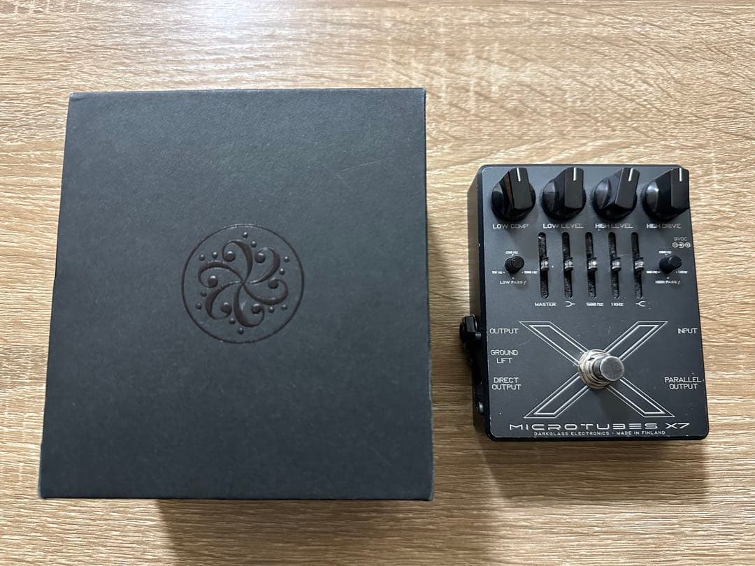 ベース Darkglass MICROTUBES X7 Amazon.com: Darkglass Microtubes X7 Distortion Bass Effects Pedal