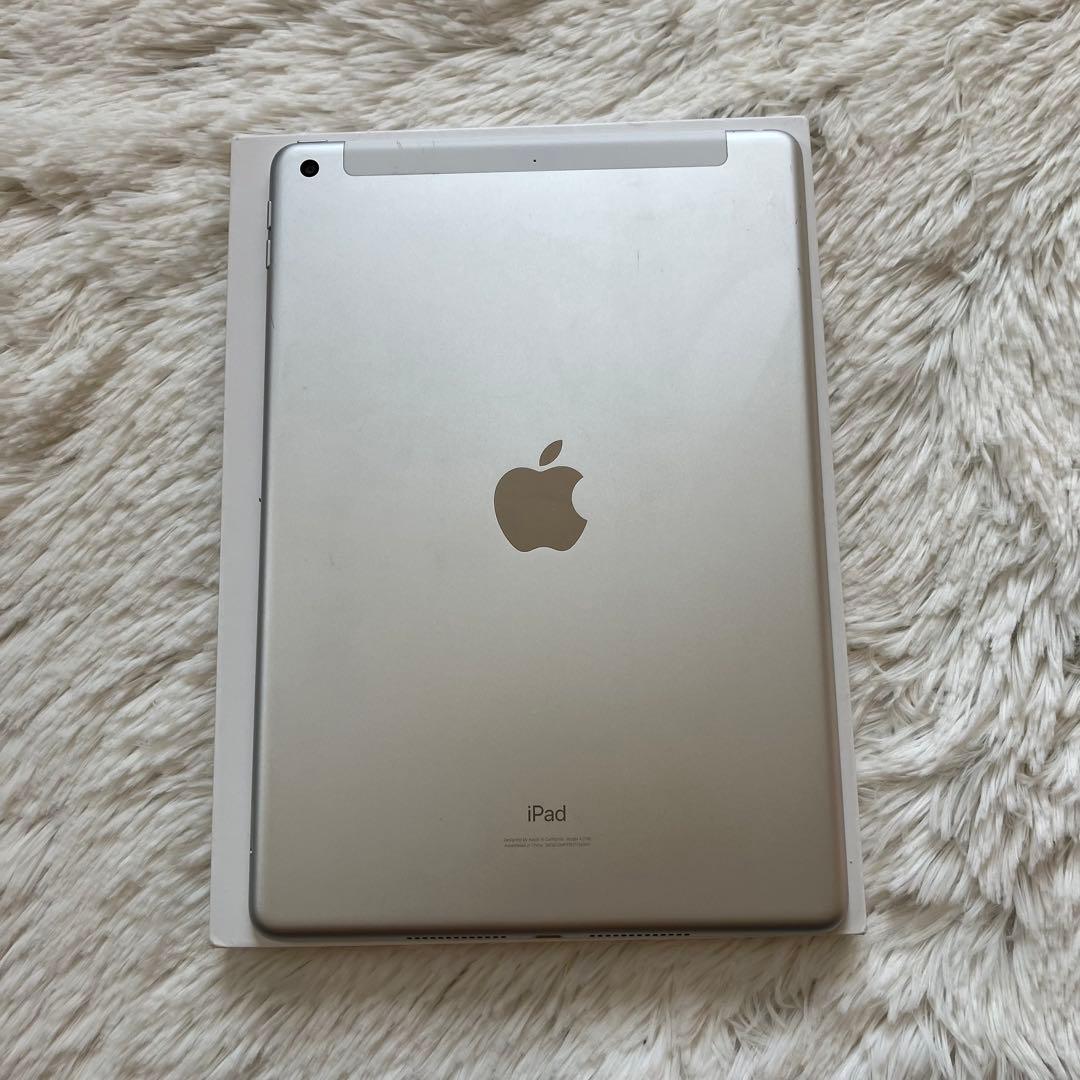 完動品】iPad 第7世代 32GB SIMフリー 【すぐ発送】【付属品】 - メルカリ