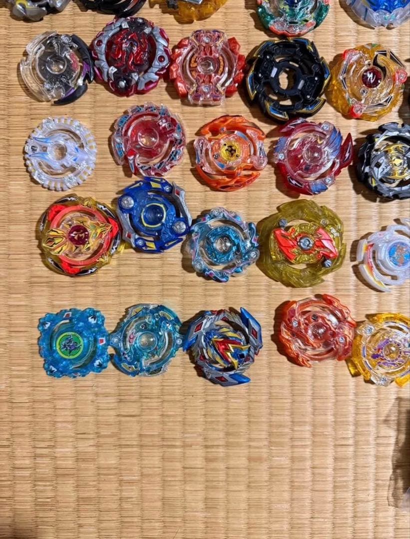圧巻120↑個！】ベイブレードバースト まとめ売り 引退品 大量セット
