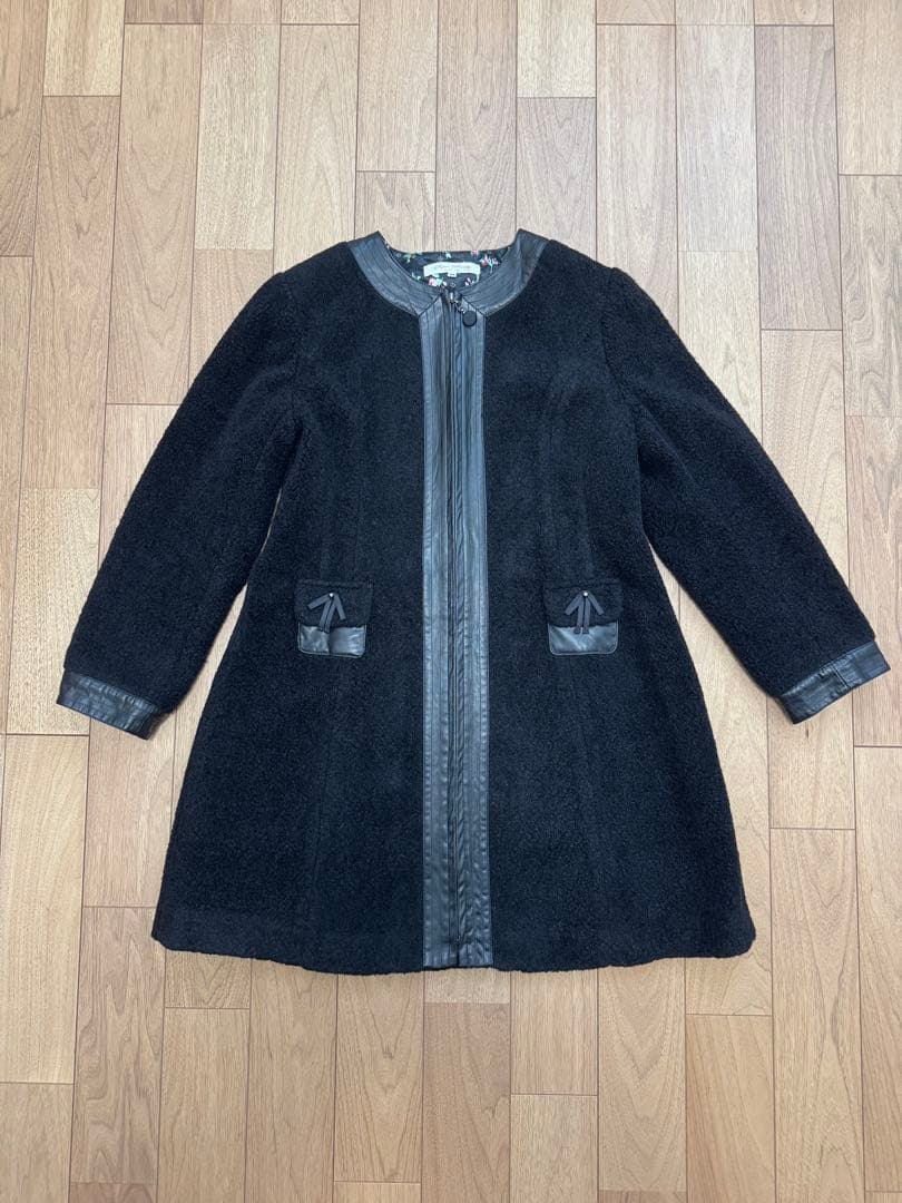 最終値下げ！Super Beauty ノーカラージャケット ブラック ボア　44 ジャケット ノーカラージャケット マフラー付き ノーカラーボア