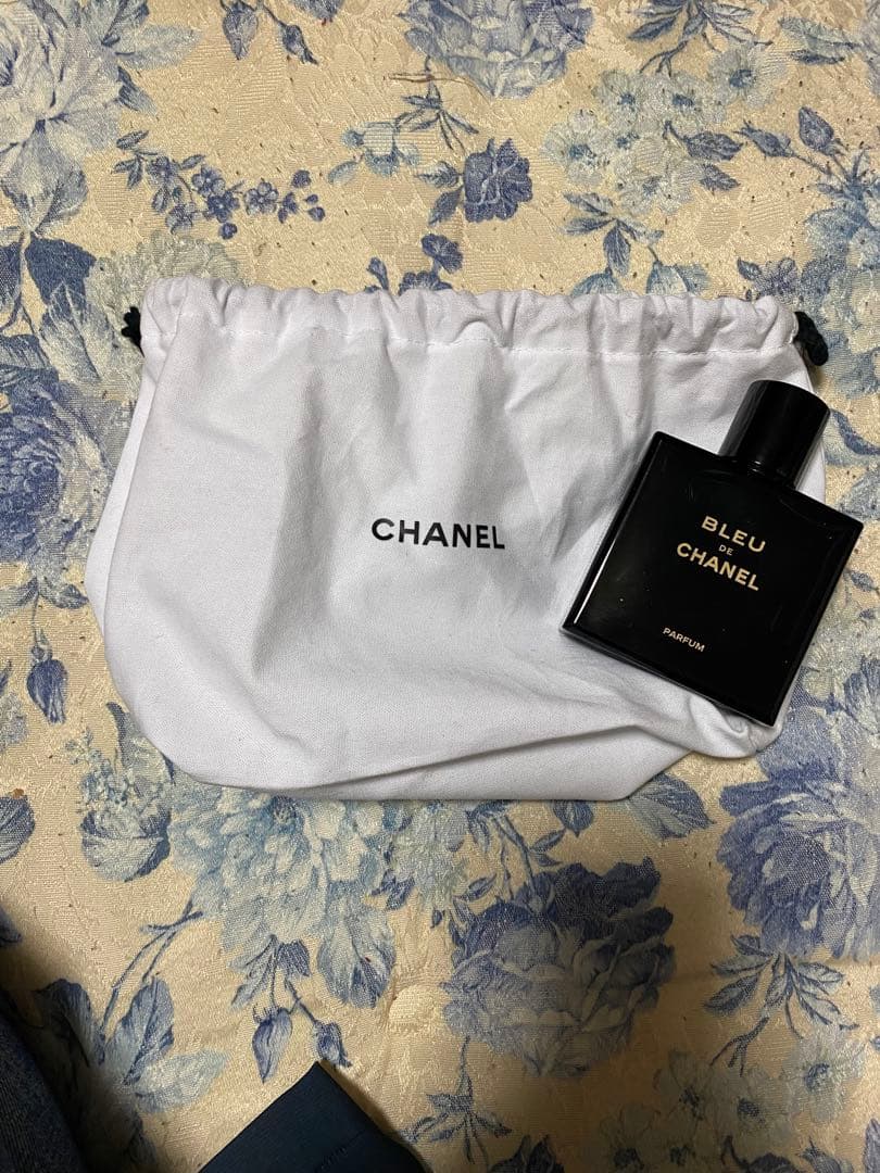 BLEU DE CHANEL 香水 50ml 専用ポーチ付き Amazon | シャネル CHANEL ブルー ドゥ シャネル 50ml EDT SP 【並行