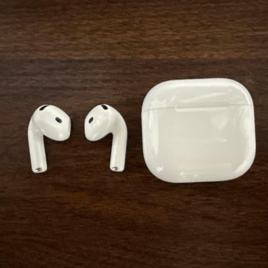 AirPods4 ノイズキャンセルなし 2種類登場の「AirPods 4」。ノイキャン以外の見えない違い。iPhone 16