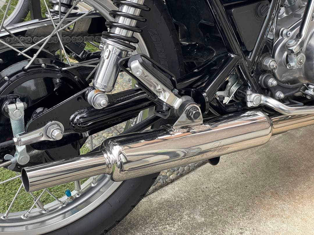 sr400 ペイトンプレイス キャプトンマフラー - メルカリ