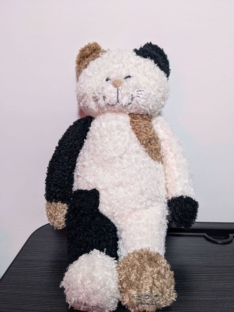 りぶはあと　ねこのCharmmy　ミケネコ　三毛猫　　ぬいぐるみ Amazon｜LIV HEART りぶはあと 抱き枕 プレミアムねむねむアニマルズ