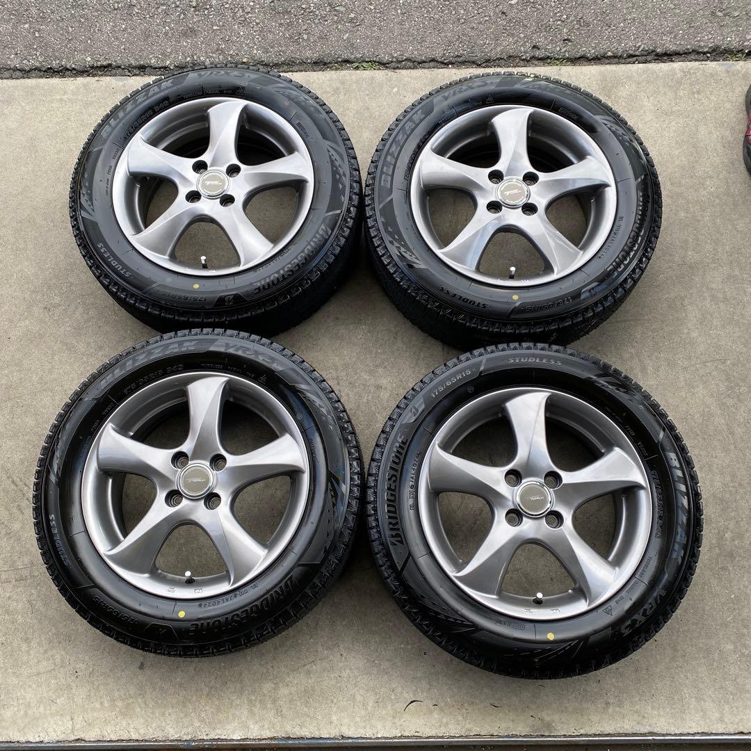 中古バリ溝ブリヂストンスタッドレスセット175/65R15アクア、フィット 新品同様 4本SET】ブリヂストン ブリザック VRX [185/60R15 84Q] バリ