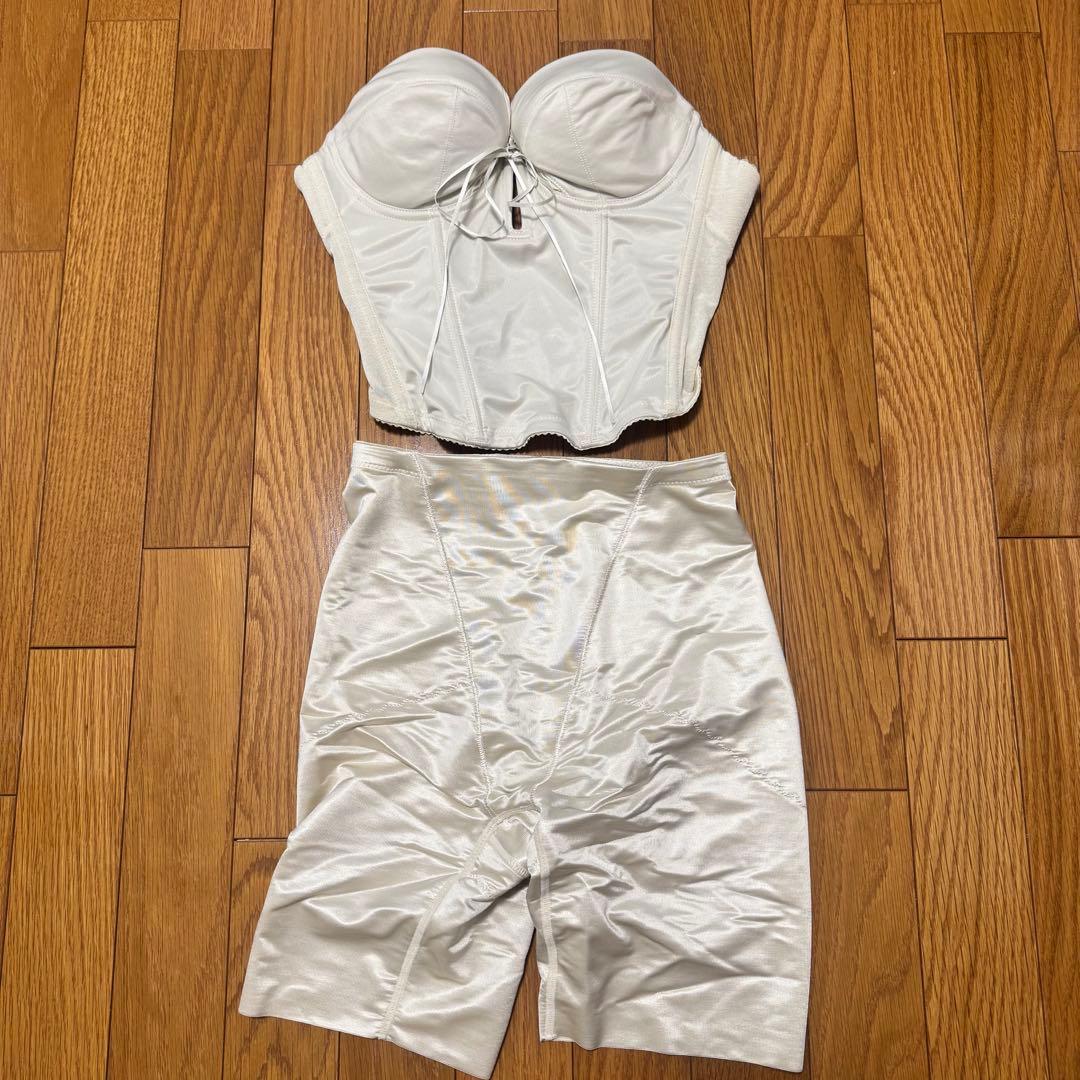 mirror mirror バックレスビスチェ、ロングガードル 2026年最新】ミラーミラーガードルの人気アイテム - メルカリ