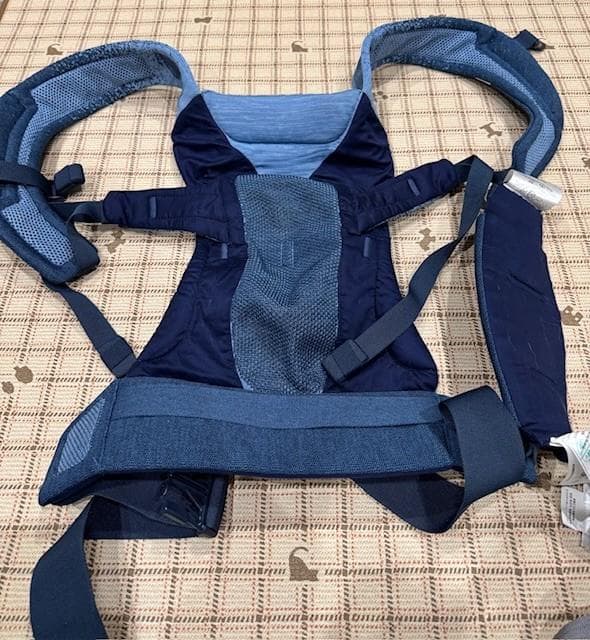 エルゴベビー AERLOOM エアルーム オーシャンブルー 抱っこ紐 軽量