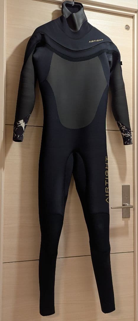 AIRTIGHTエアタイト 3.5mm セミドライスーツ ML相当
