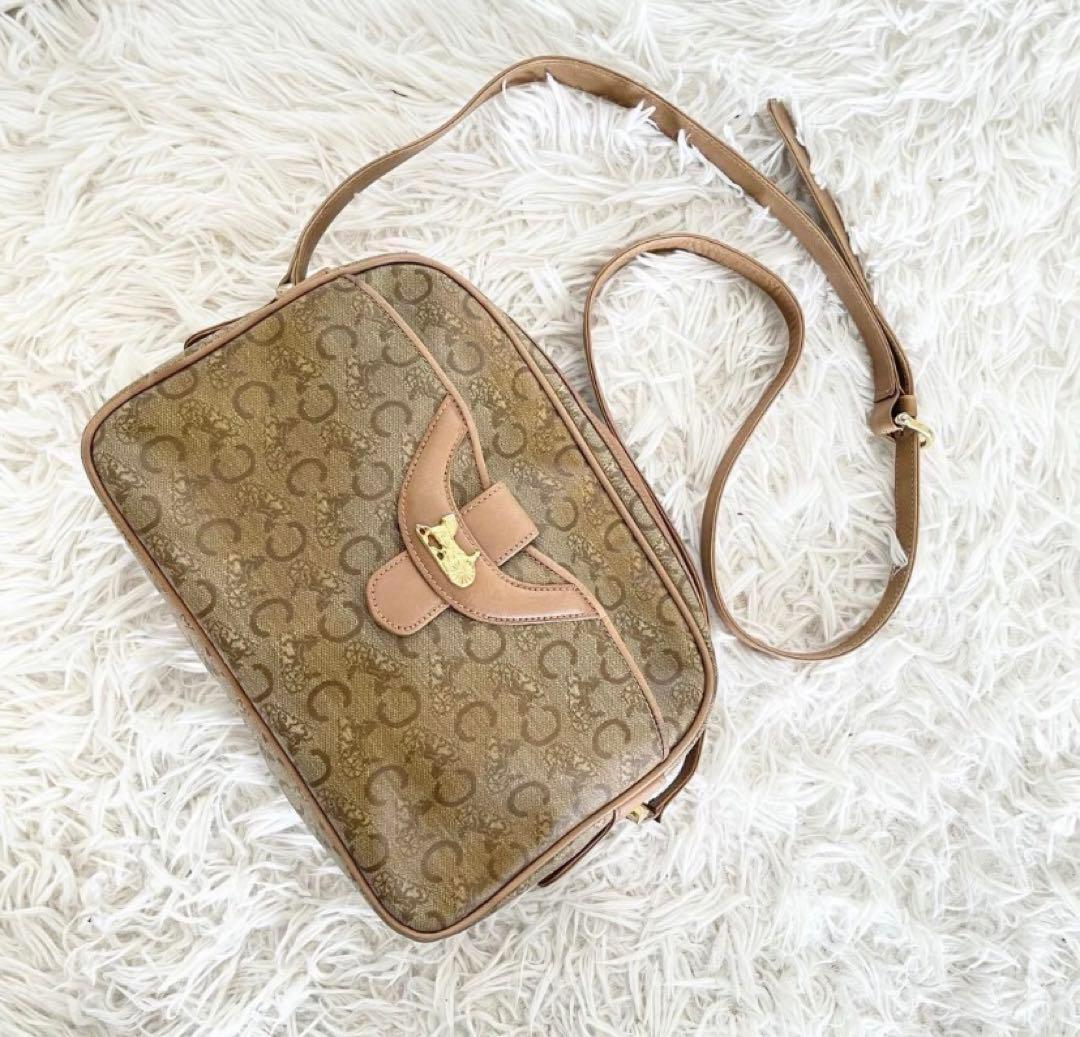 セリーヌ　ショルダーバッグ　1/25まで限定値下げ 楽天市場】CELINE セリーヌ VICTOIRE Shoulder Bag ミディアム ヴィク