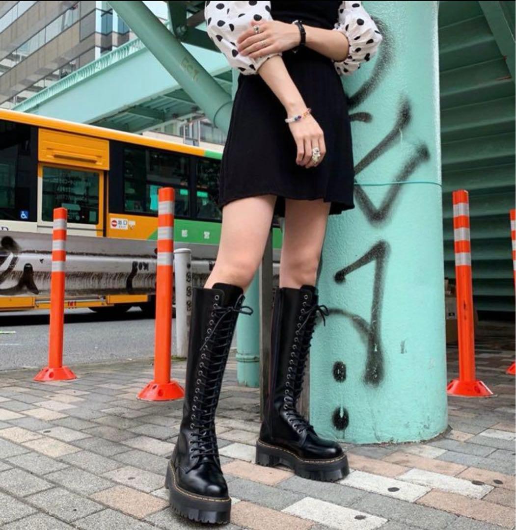 Dr.martens Britain 20ホール UK4 厚底 - メルカリ