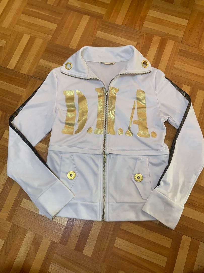 d.i.a.正規品ロゴ ジップアップ2wayジャケット SOCCE ブルゾン アウター ヴィンテージ加工合皮ジップアップ2way