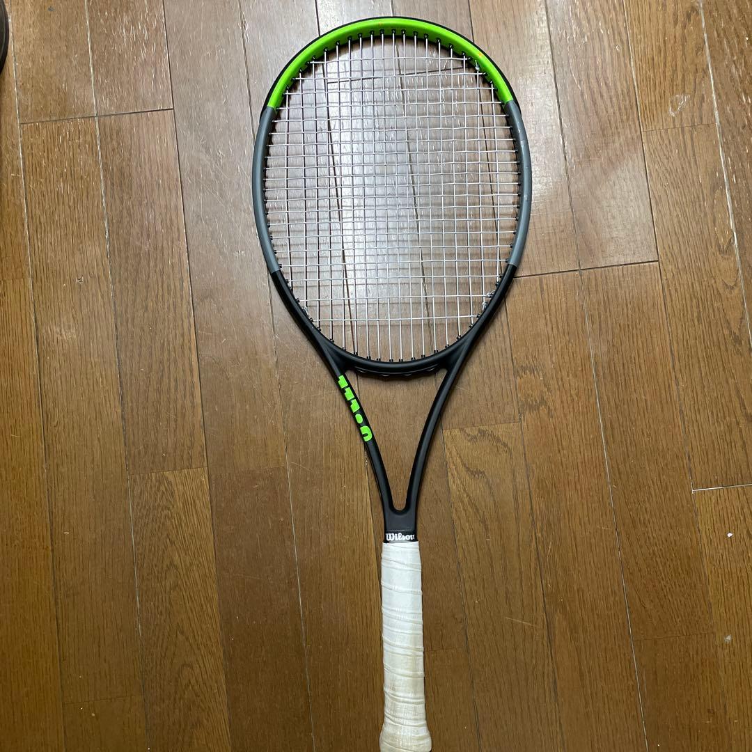 Wilson Blade 98 V7.0 グリップサイズ3 Wilson Blade 98 (16x19) V7 Tennis Racquet -- Reverse Green - Grip