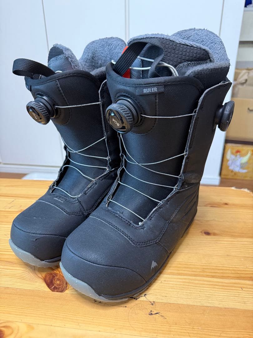 Burton☆ルーラー BOA ワイドスノーボードブーツ ブラック27.0cm 楽天市場】バートン ルーラー ボア ワイドフィット BURTON RULER BOOTS