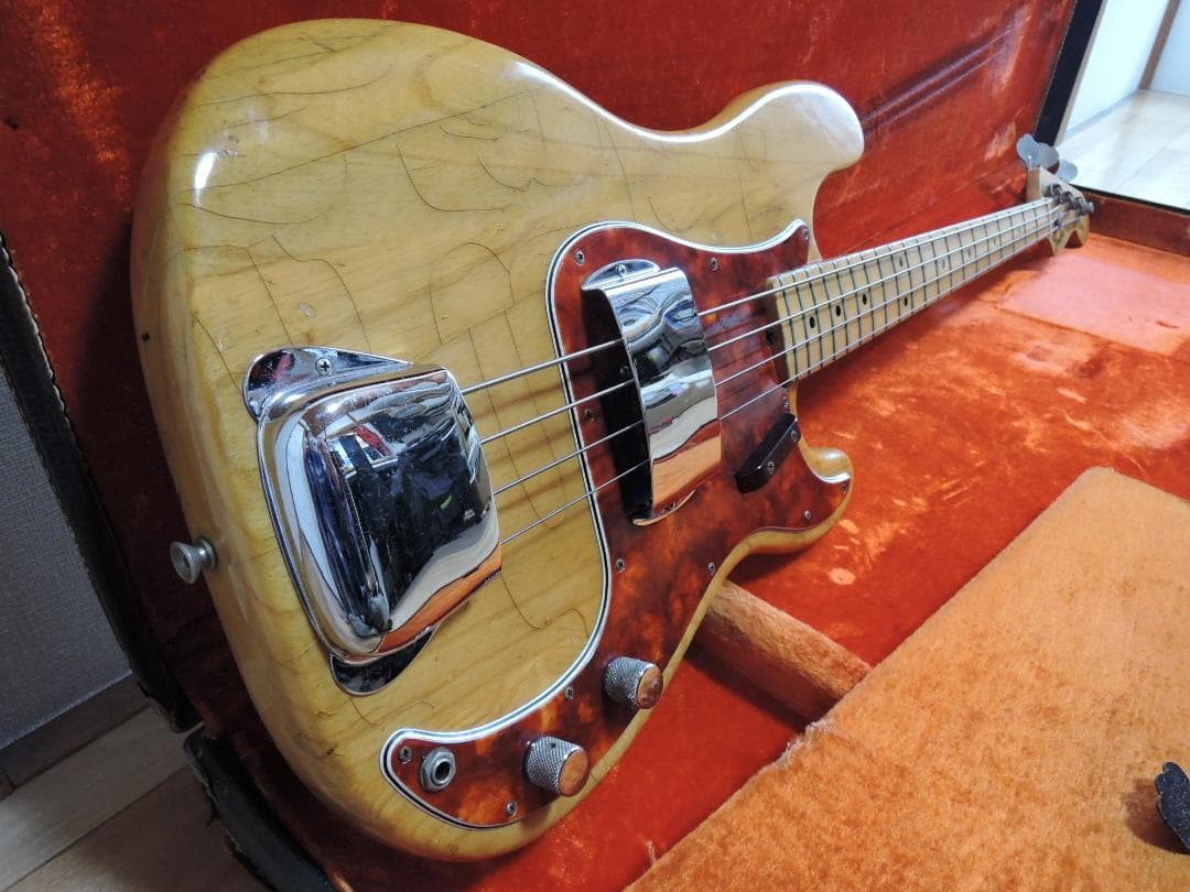 ベース Fender Precision Bass 1972 Back_931b14cc-28d5-44fa-a238-
