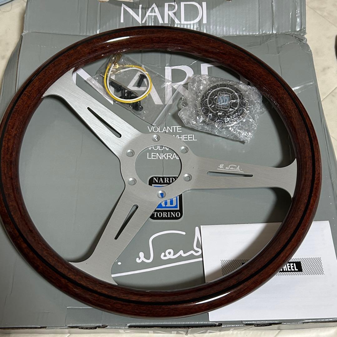 【一点限り】NARDI ナルディクラシック ウッドステアリング 14インチ Amazon | NARDI(ナルディ) CLASSIC(クラシック) ウッド&ポリッシュ