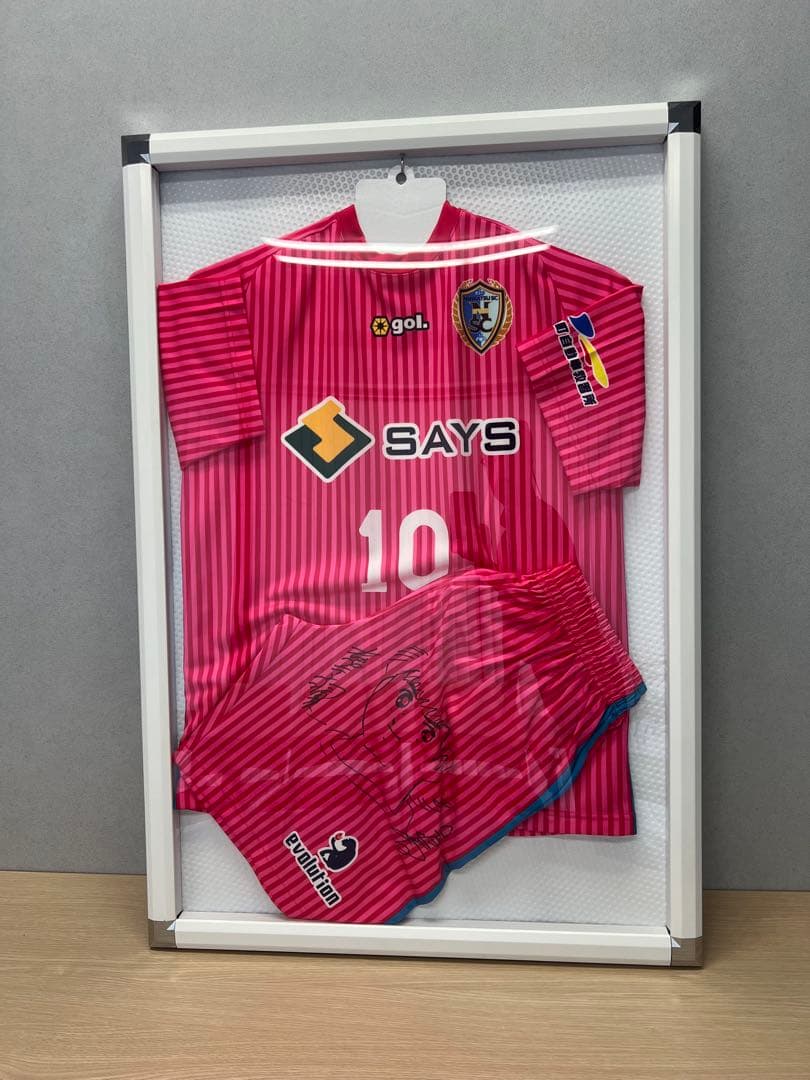 ピンク サッカーシャツ 10番 サイン入り Clothing - Inter Miami CF 22/23 Messi 10 Home Authentic Jersey