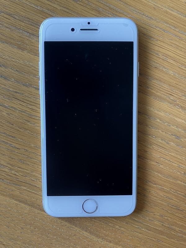 iphone8 シルバー 64GB 新品同様 SIMフリー iPhone8 64GB シルバー 即日発送 スマホ Apple