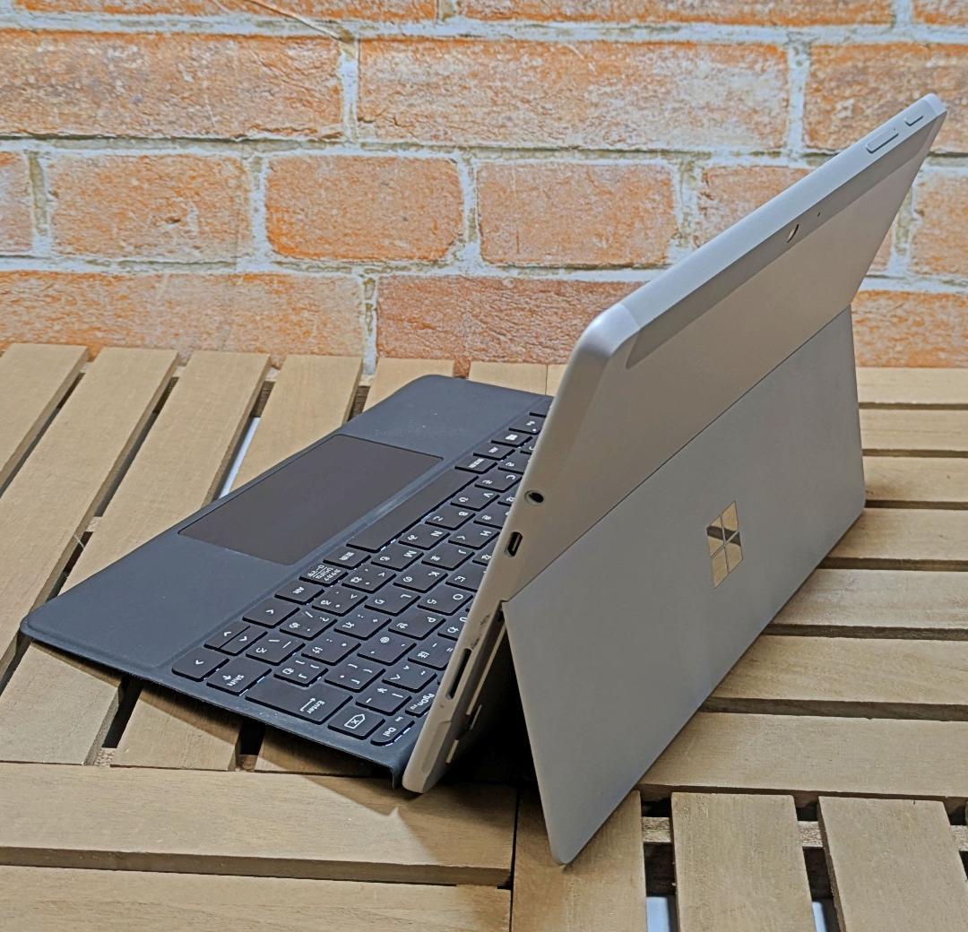 2656)Surface Go3 128GB 8GB バッテリー充電66回◎ - メルカリ