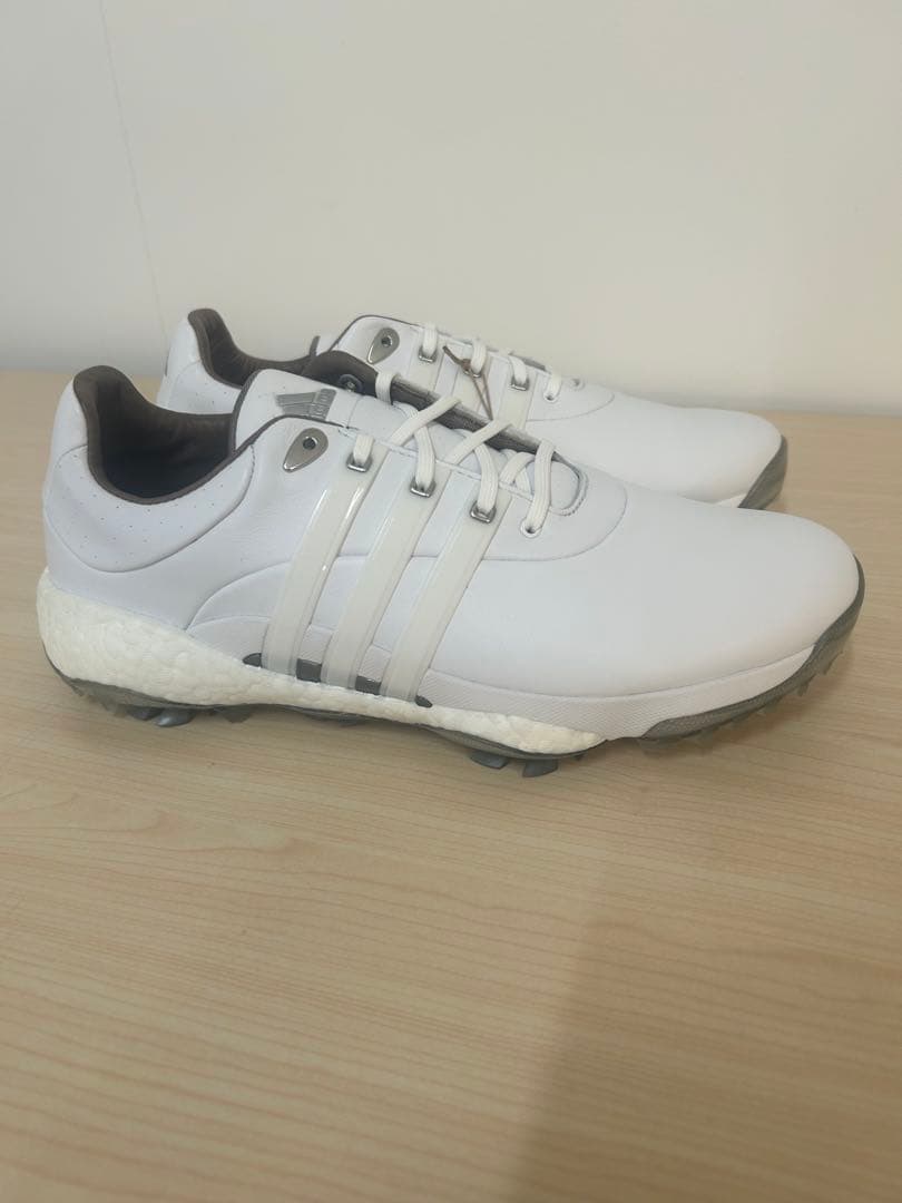 adidas ゴルフシューズ TOUR360 22 28cm 新時代のゴルフシューズ「TOUR360 22」の限定モデルが登場 ゴルフと