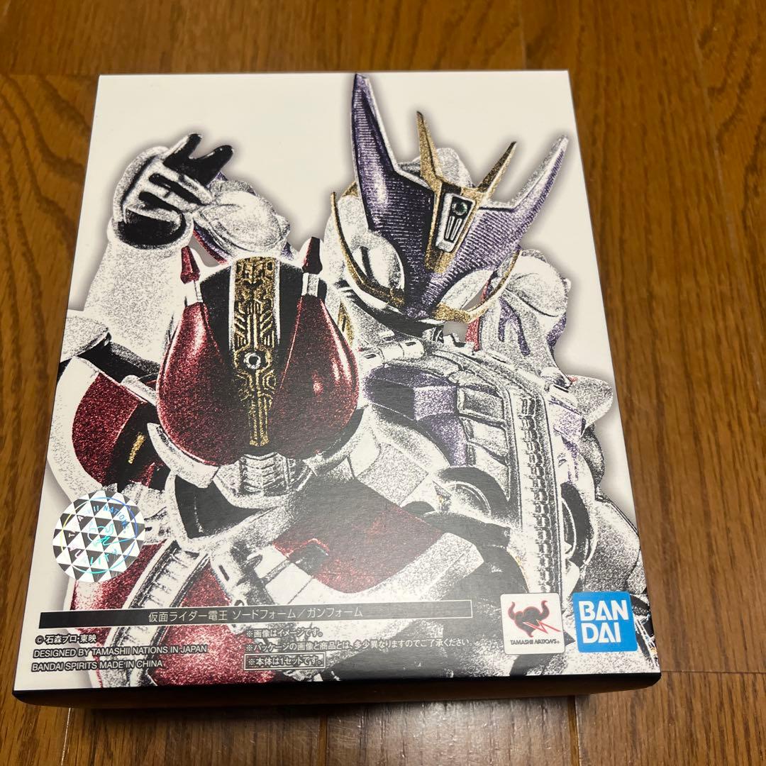 S.H.Figuarts真骨彫仮面ライダー電王　未開封品 S.H.Figuarts（真骨彫製法） 仮面ライダー電王 ソードフォーム／ガン