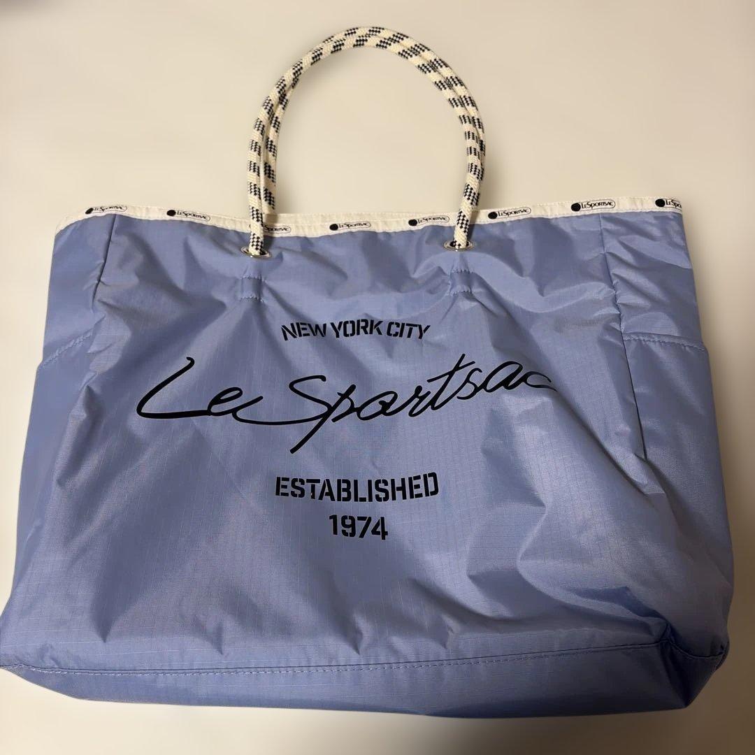 【値引き】Le Sportsac LARGE 2 WAY TOTE ペールブルー LARGE 2 WAY TOTE｜トートバッグ｜バッグ｜レスポートサック公式