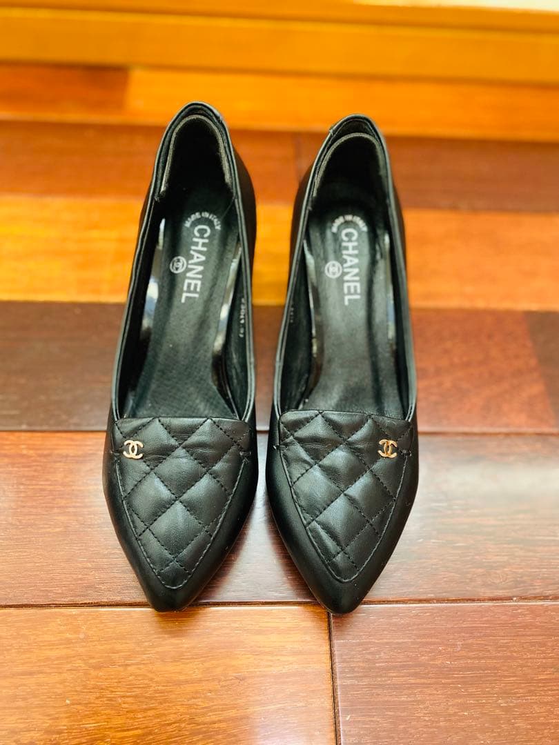 CHANEL ブラック キルティング ローファー キルティングが可愛い♪】CHANEL☆ローファー☆CCロゴ付き (CHANEL