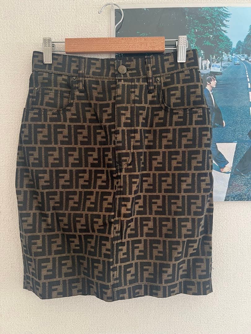 FENDI フェンディ イタリア製 ズッカ柄スカート レディース S〜M相当 中古・古着通販】FENDI JEANS (フェンディ ジーンズ) ズッカ柄スカート