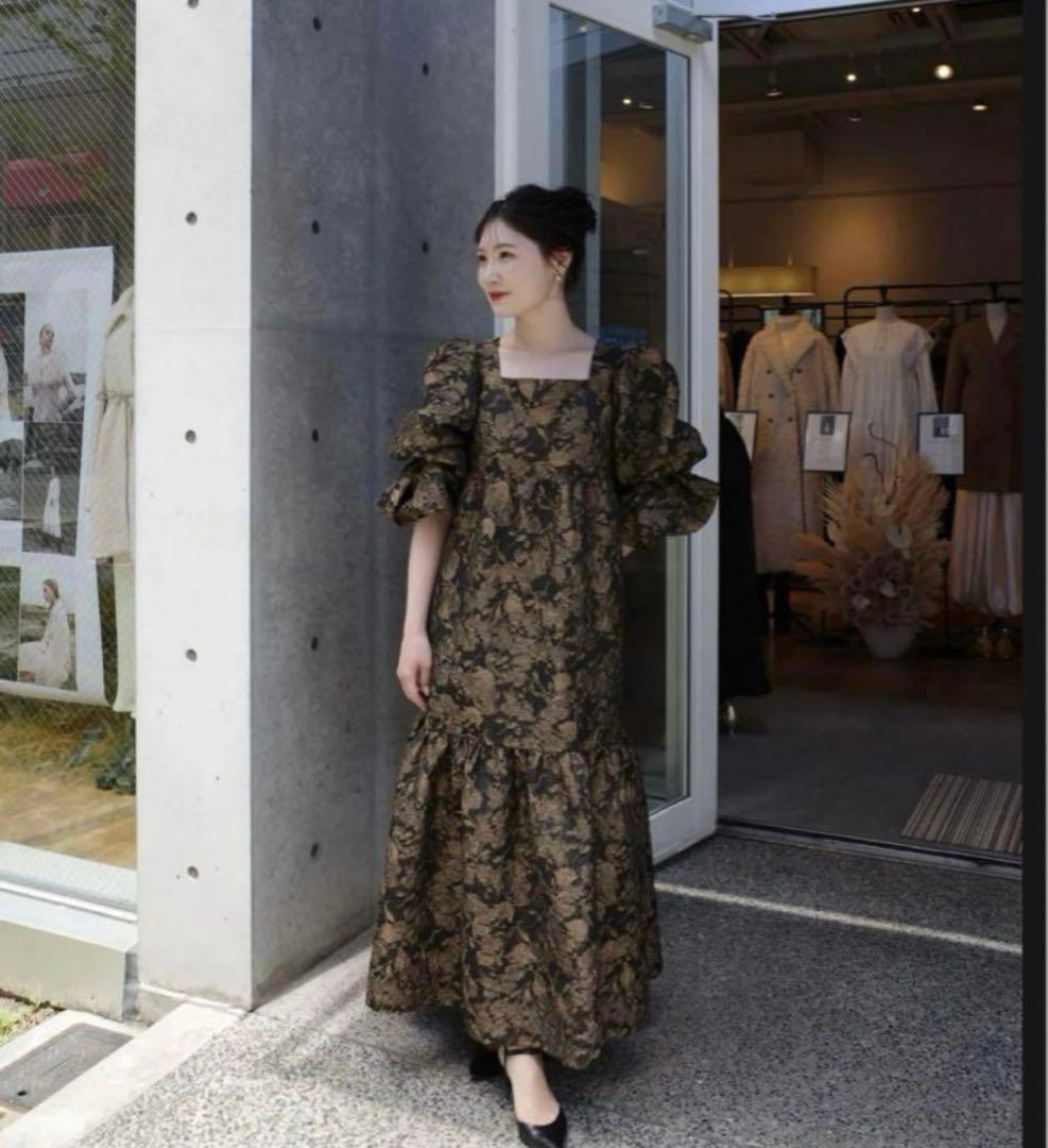 Acka jacquard volume dress - メルカリ