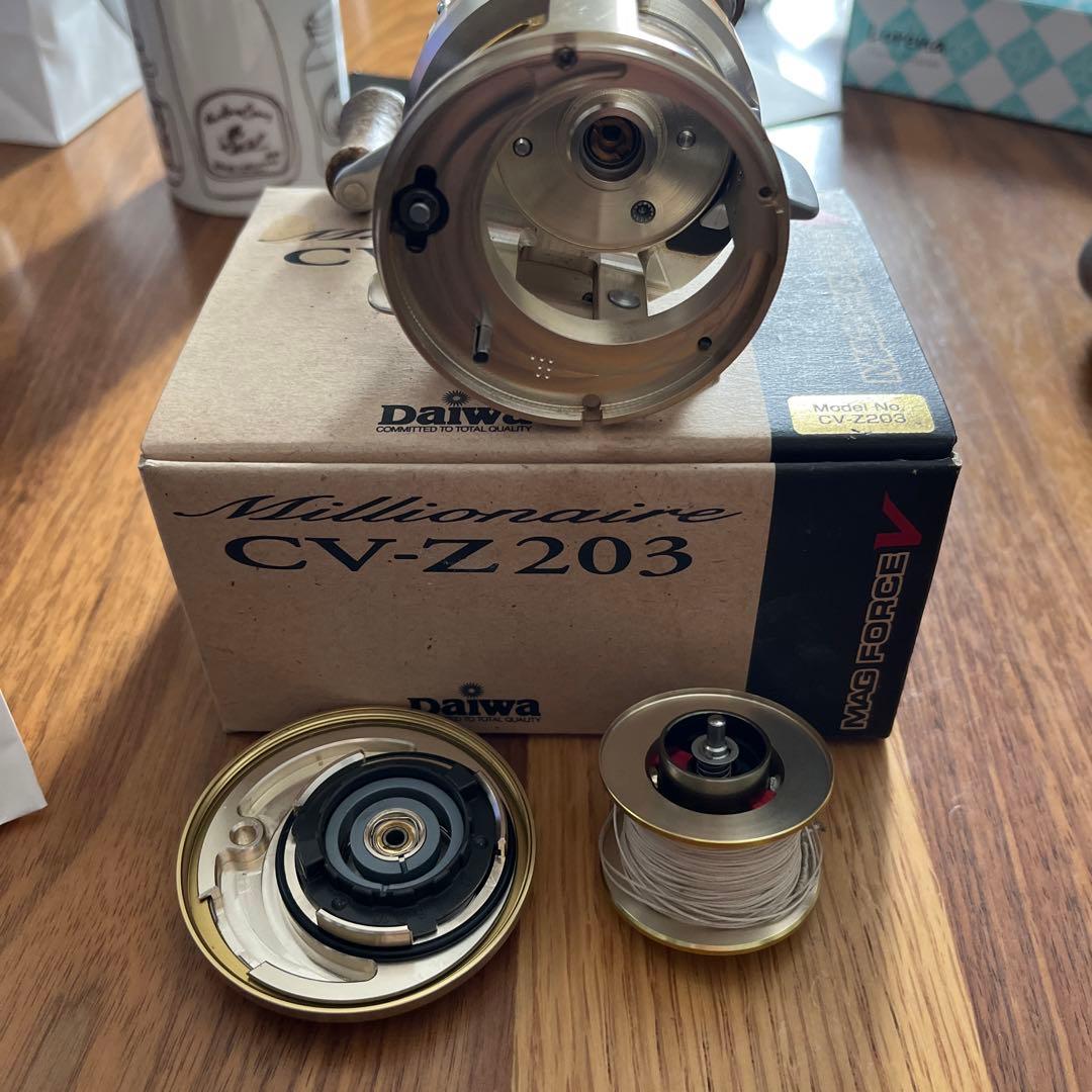 DAIWA ダイワ ミリオネアcv-z203右巻き