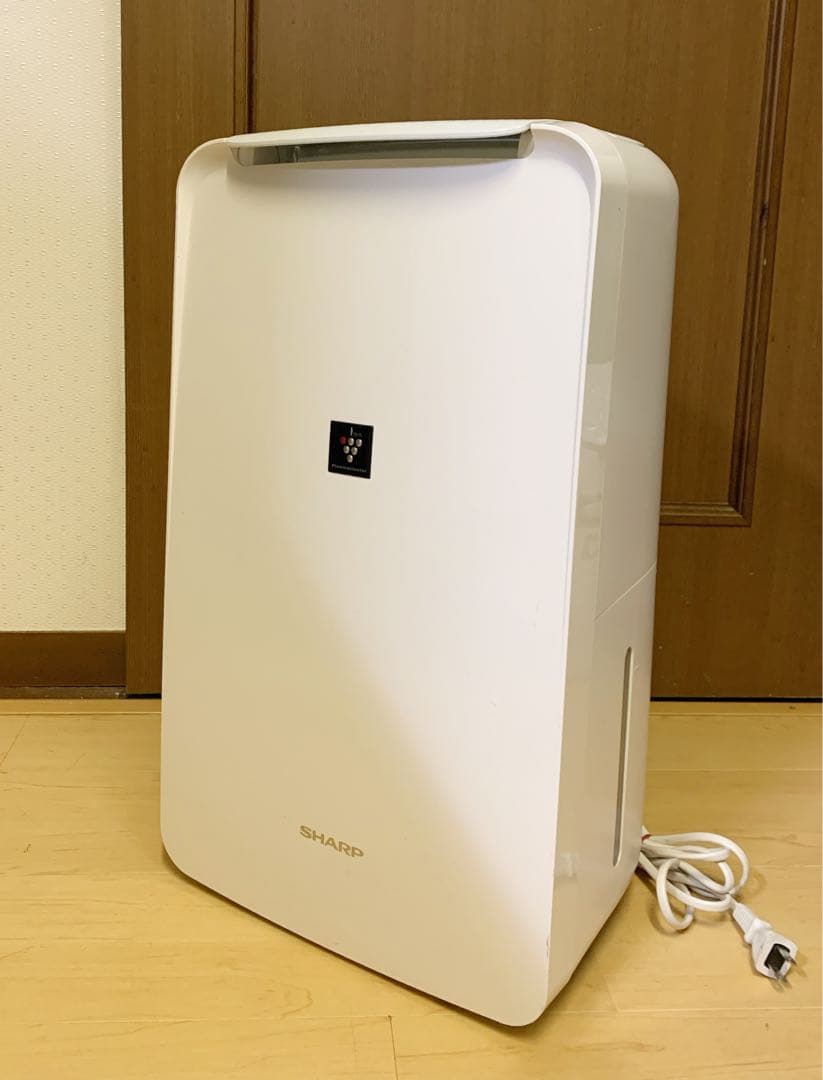 値下げ！【美品】シャープ　衣類乾燥除湿機　CV-P71-W シャープ CV-P71 冷風・衣類式衣類乾燥 W | ヤマダウェブコム