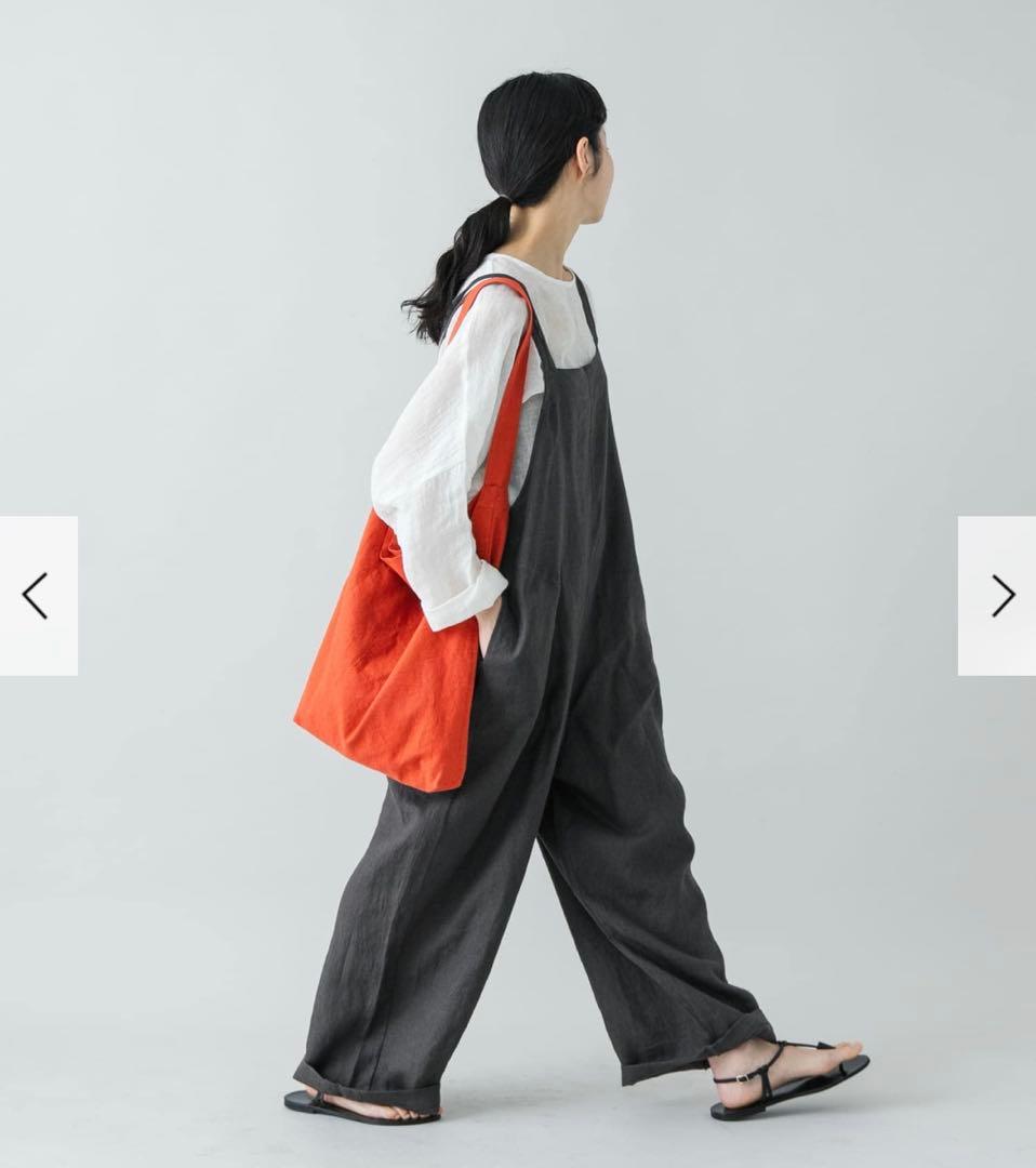 今季 新品 かぐれ リネンサロペット チャコール 2025春夏 - メルカリ