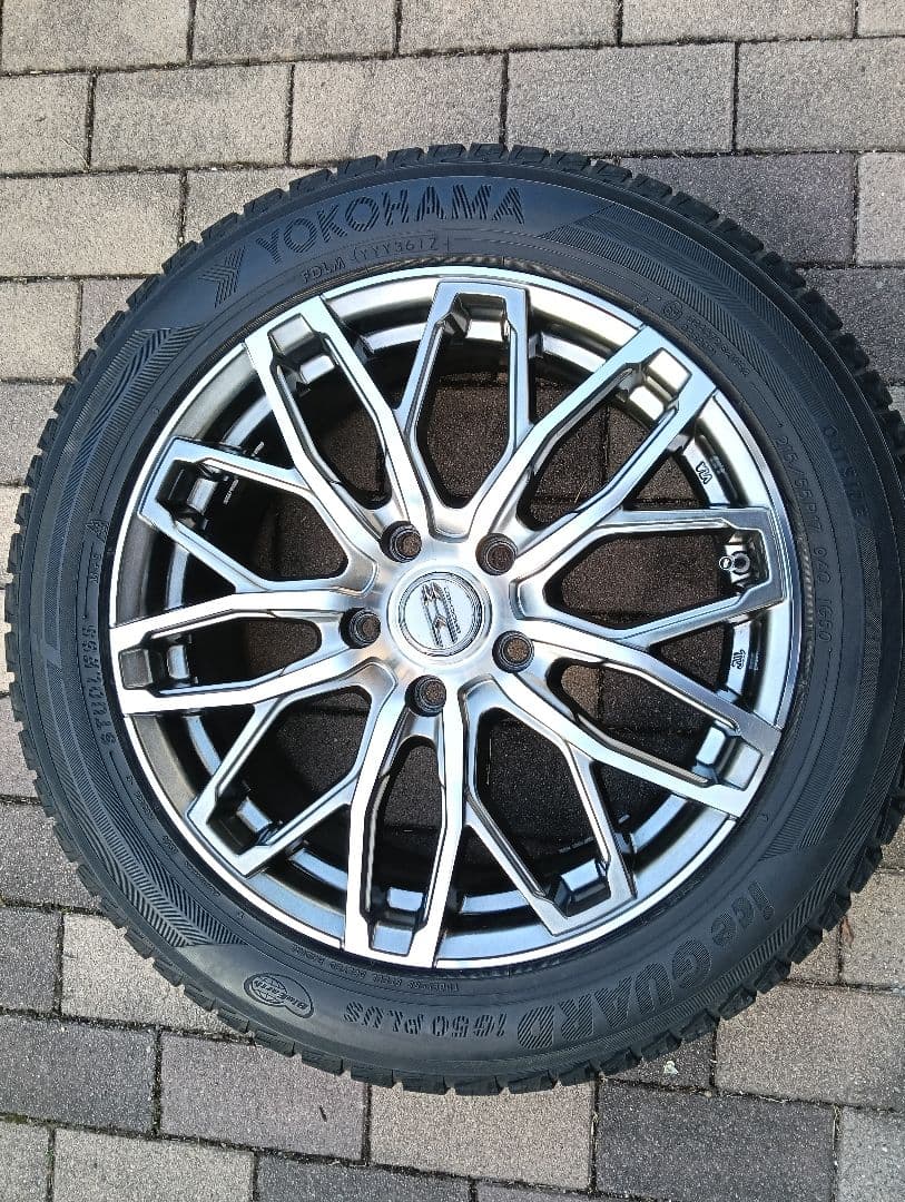 Yokohama スタッドレスタイヤ 17インチ 多スポーク CX5、CX8、エクストレイル、CRVなどに装着できる溝たっぷり