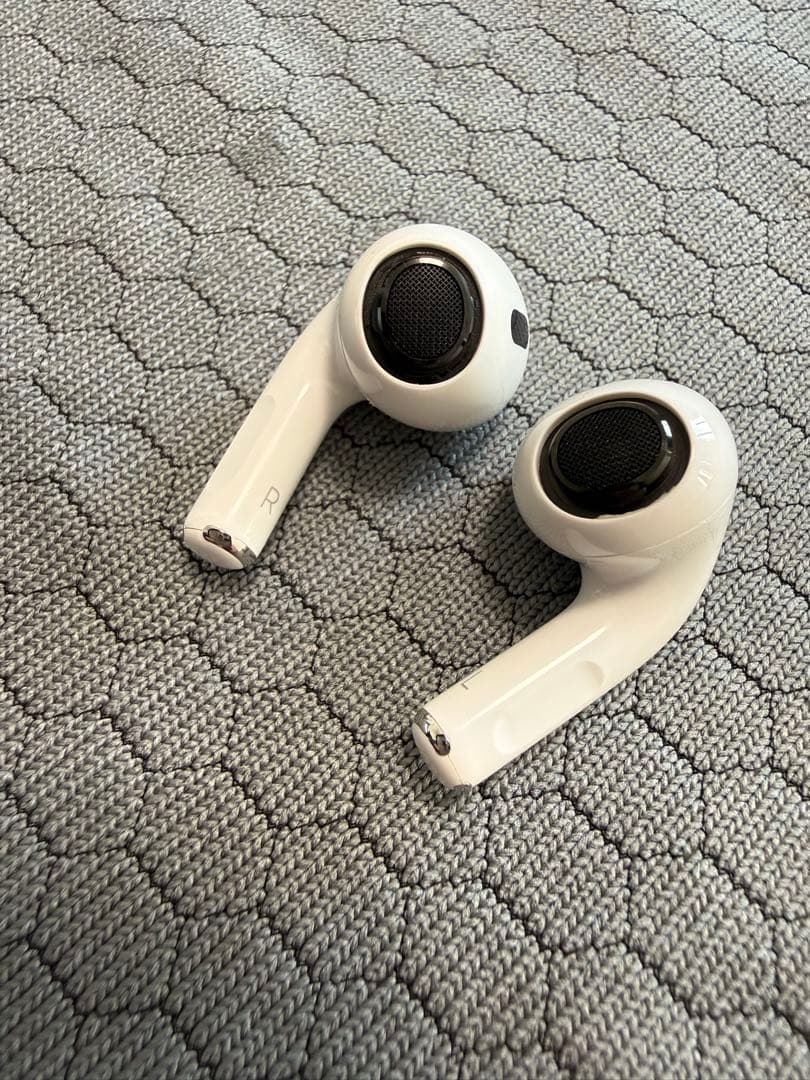 AirPodsPro (第2世代) 本体 USB-C付属品全付き 2025年購入