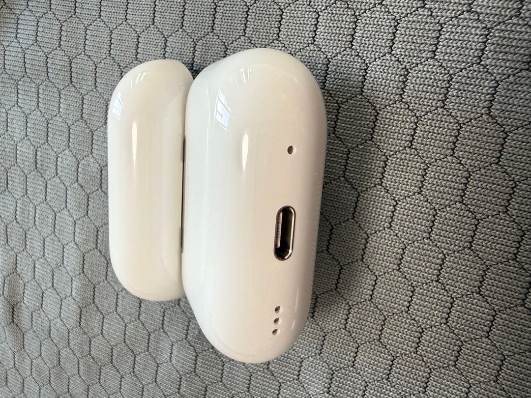 AirPodsPro (第2世代) 本体 USB-C付属品全付き 2025年購入