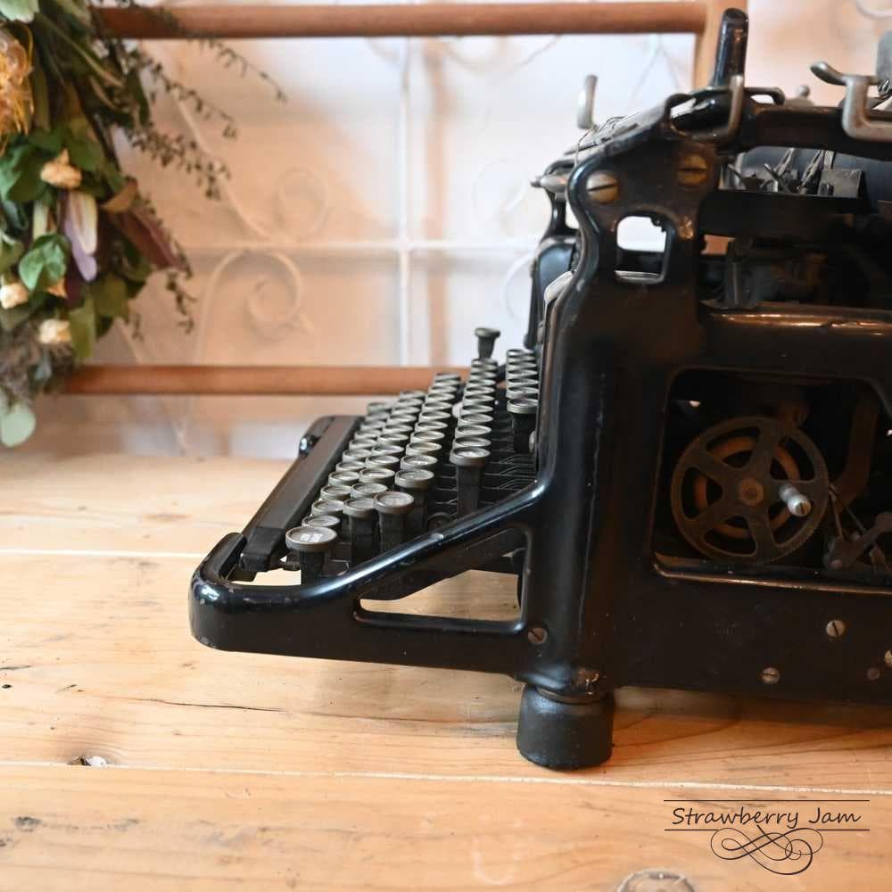 L3705-20 英国アンティーク UNDERWOOD タイプライター 店舗什器 - メルカリ